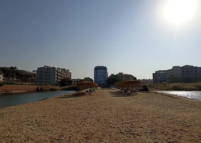 Stunning Sea & View With Balcony Balkan Al Ahyaa Apartman Gurdaka